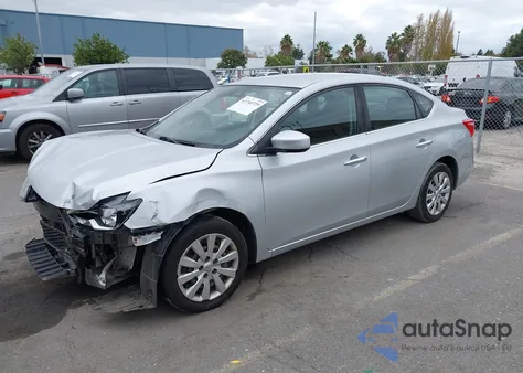2018 Nissan Sentra S z USA, uszkodzony, nr VIN 3N1AB7AP8JY243696